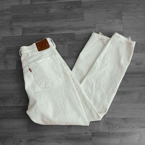 Levi's Premium White 501 Button Fly Skinny Jeans - Picture 3 of 9